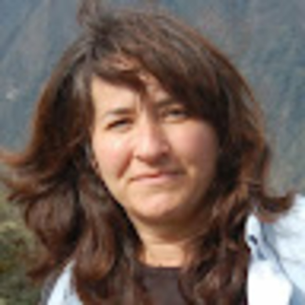 Meet your Posher, Angela